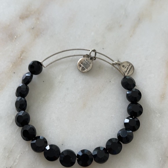 Alex and Ani black onyx bracelet expands made USA - Picture 2 of 2